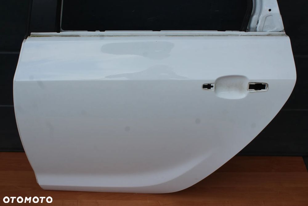 DRZWI LEWY TYŁ TYLNE LEWE OPEL ASTRA J KOMBI Y40R - 3