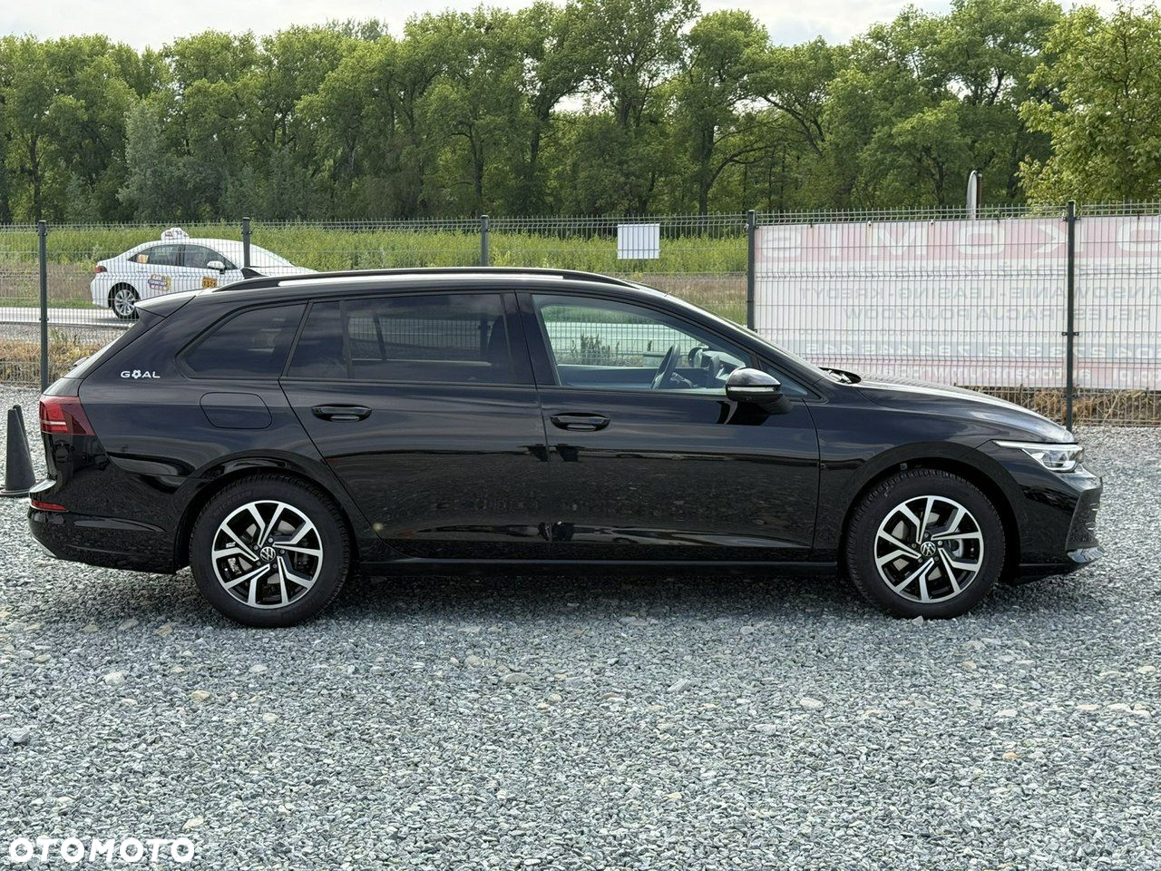 Volkswagen Golf Variant 1.5 eTSI OPF DSG Goal - 10