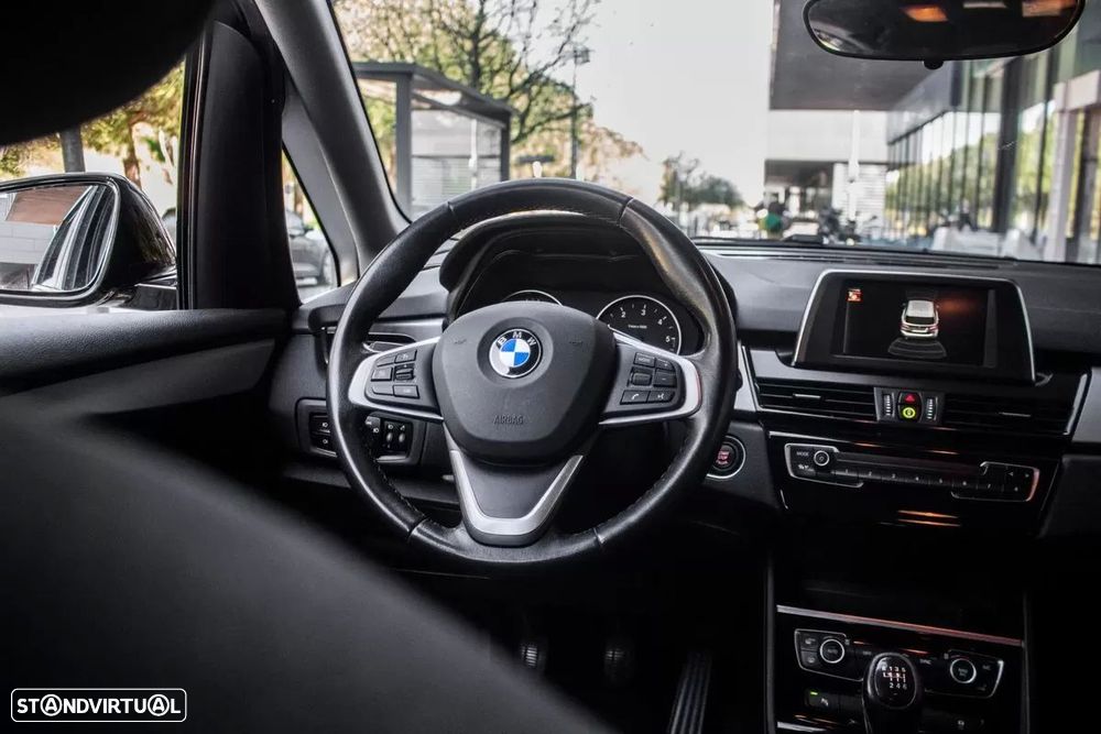BMW 216 Active Tourer d Advantage - 35