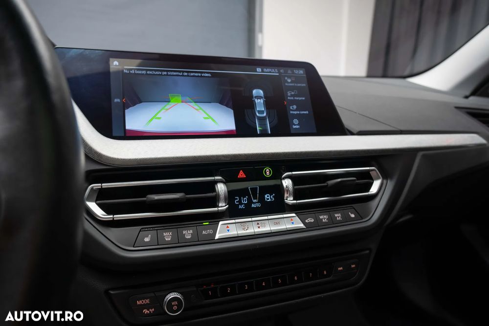 BMW Seria 2 220d xDrive Aut. Advantage - 16