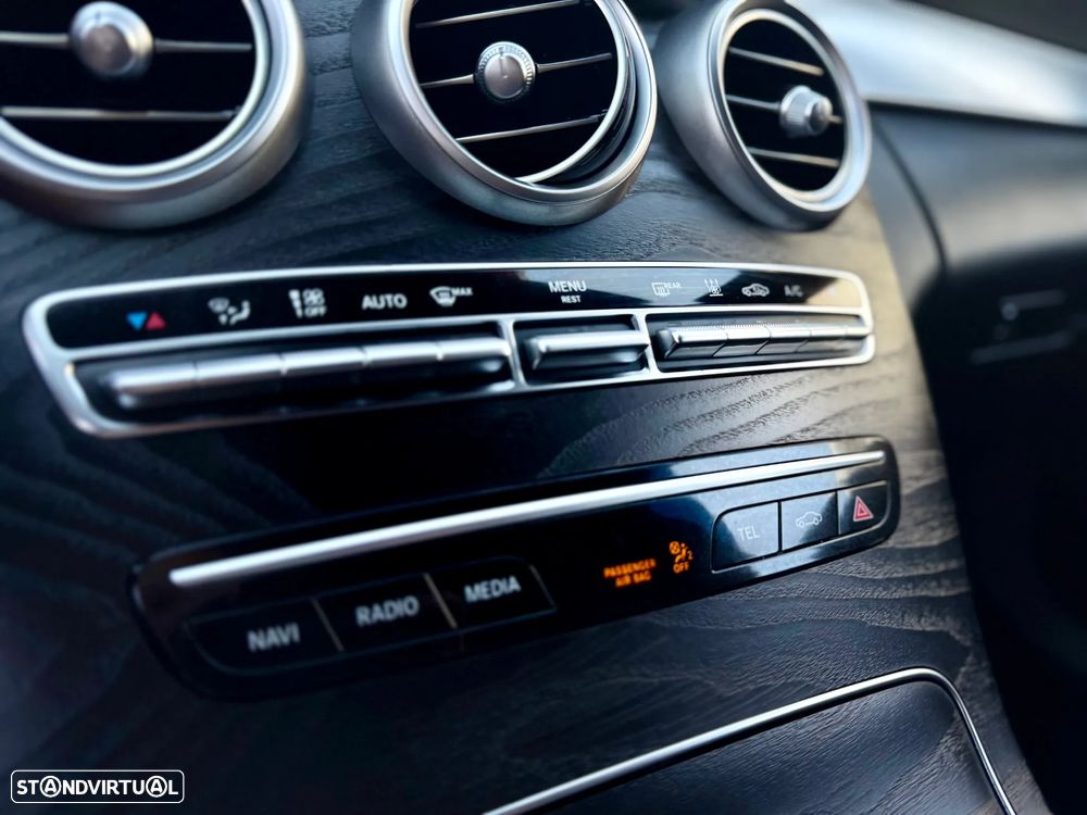 Mercedes-Benz C 300 de AMG Line - 22