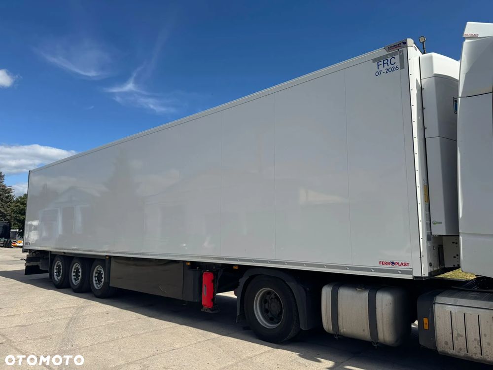 Schmitz Cargobull SKO 24 - 7