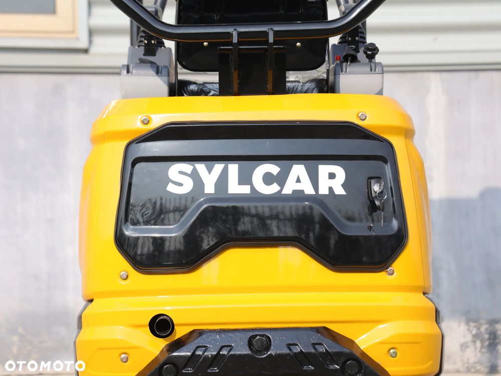 Inny Minikoparka Sylcar 25 - 13