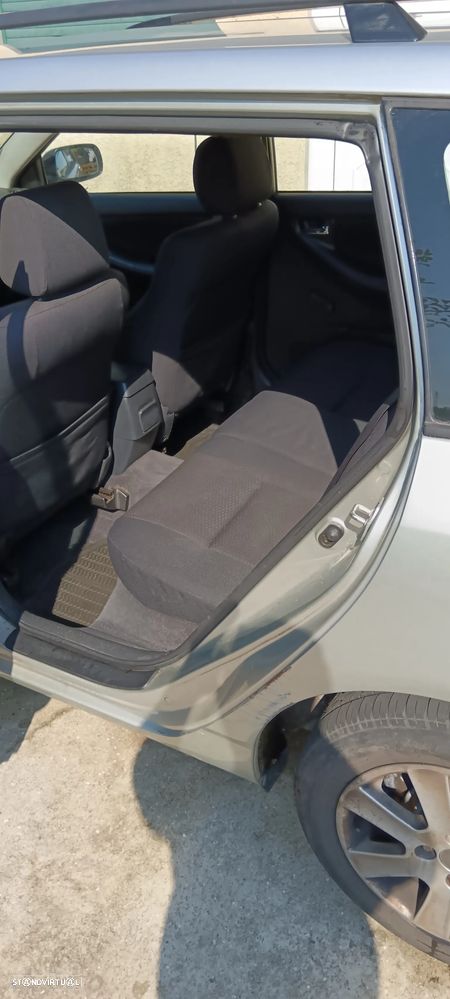 Toyota Corolla SW 1.4 D-4D - 16