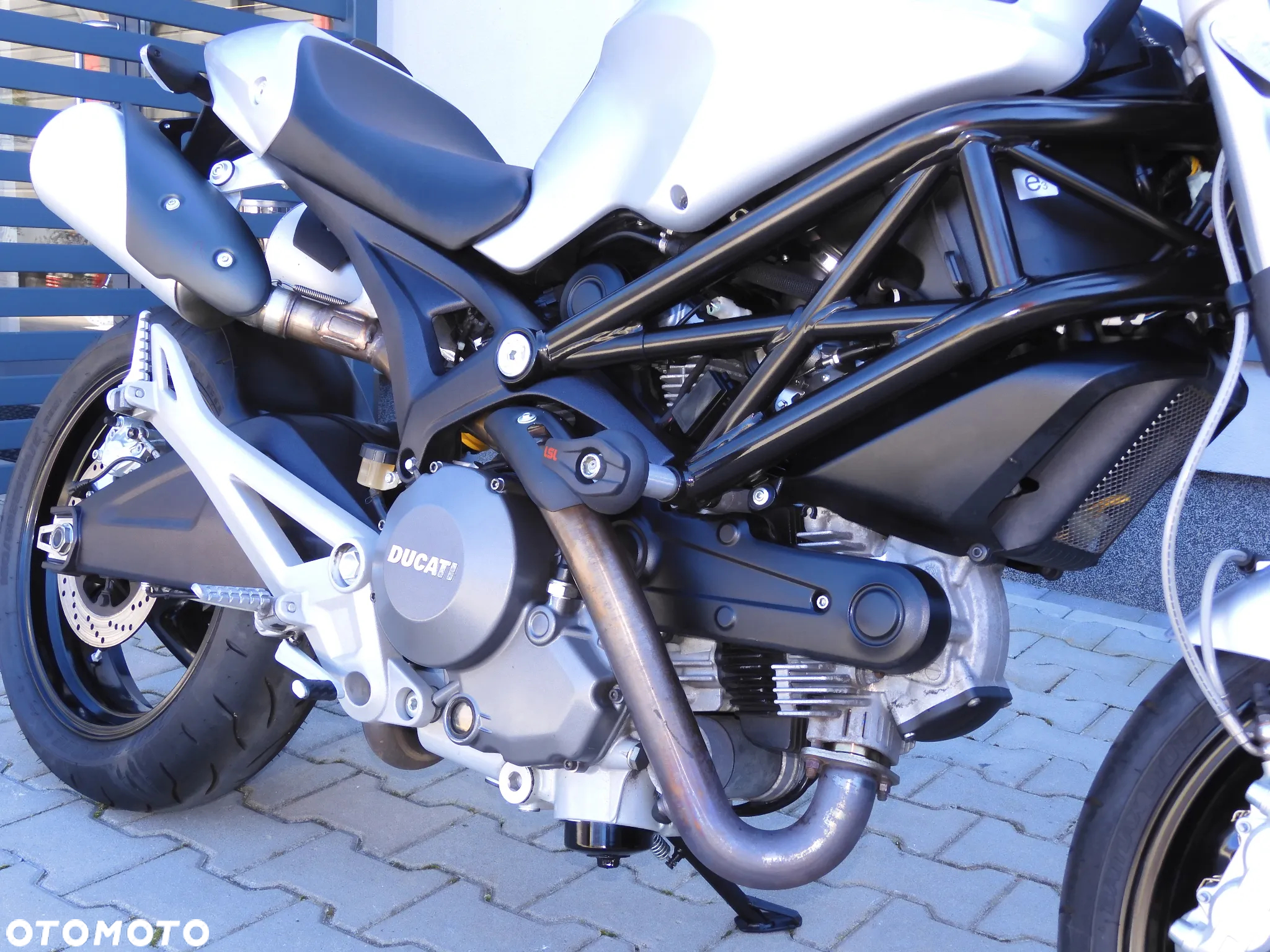 Ducati 696 - 6