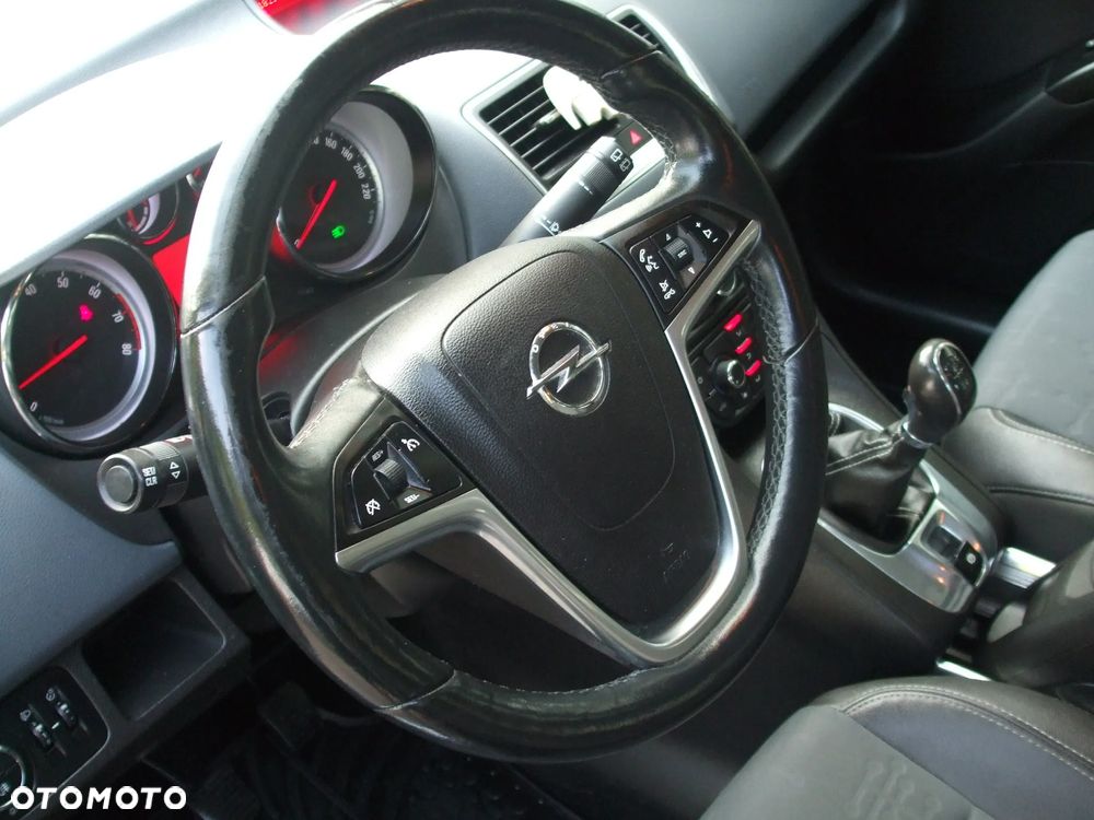 Opel Meriva 1.4 Design Edition - 22