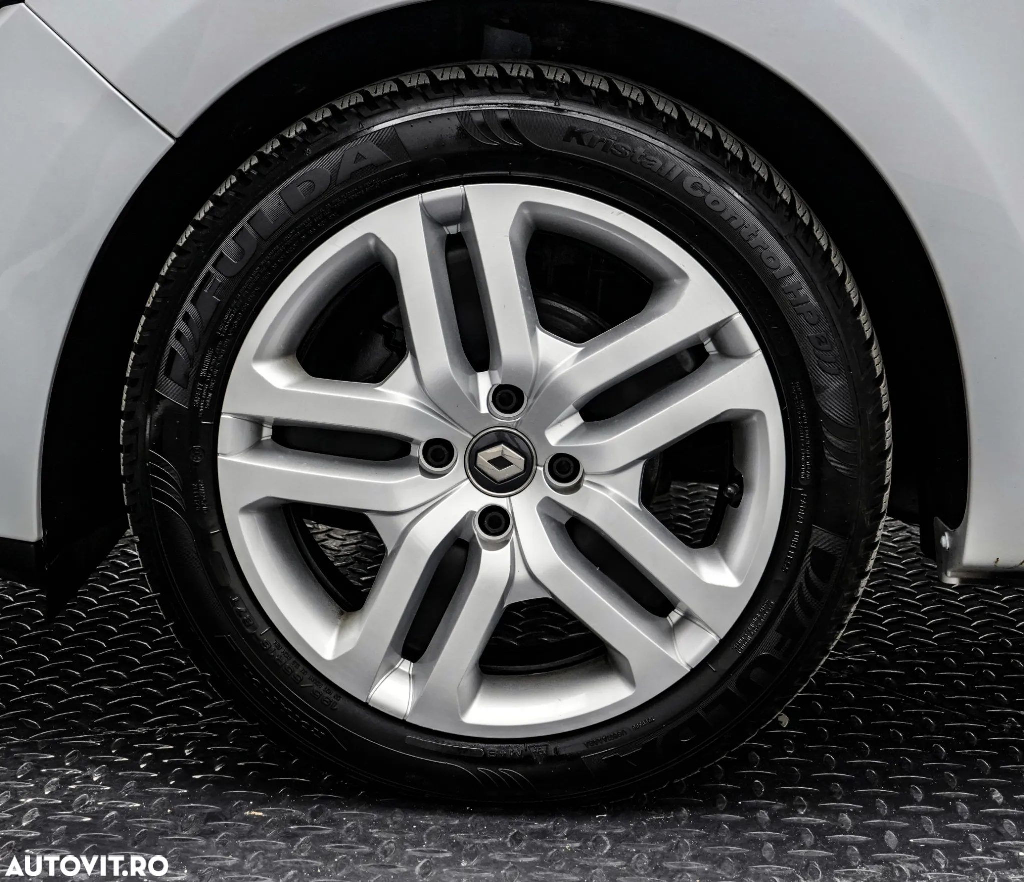 Renault Clio Estate Energy TCe Zen - 27