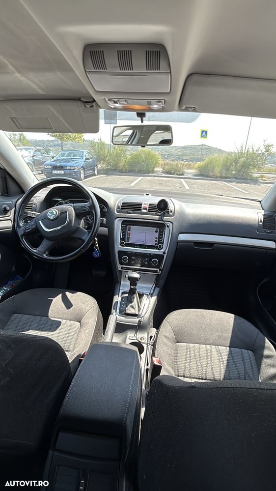 Skoda Octavia 1.6 TDI ELEGANCE DSG - 13