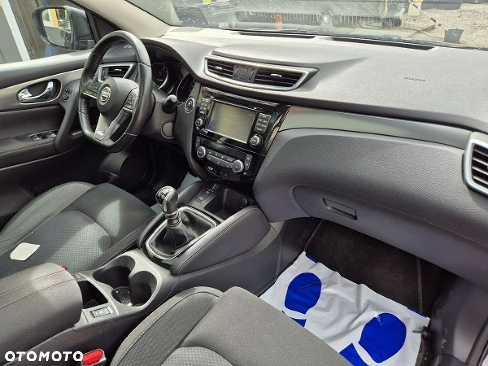 Nissan Qashqai - 16
