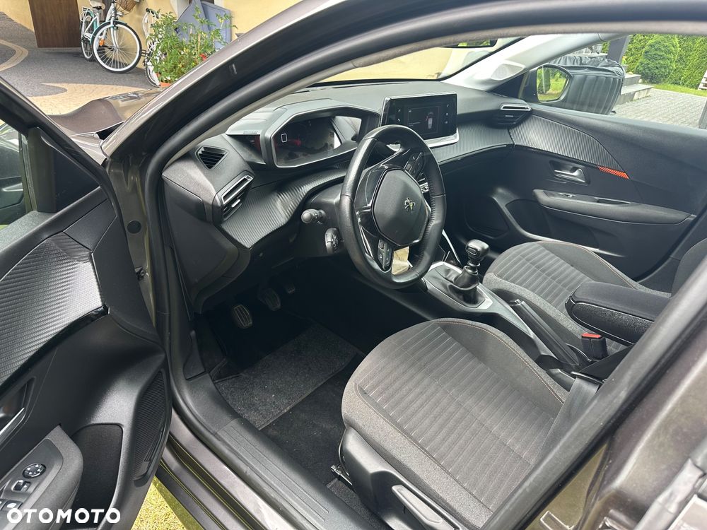 Peugeot 208 1.5 BlueHDi Allure S&S - 11