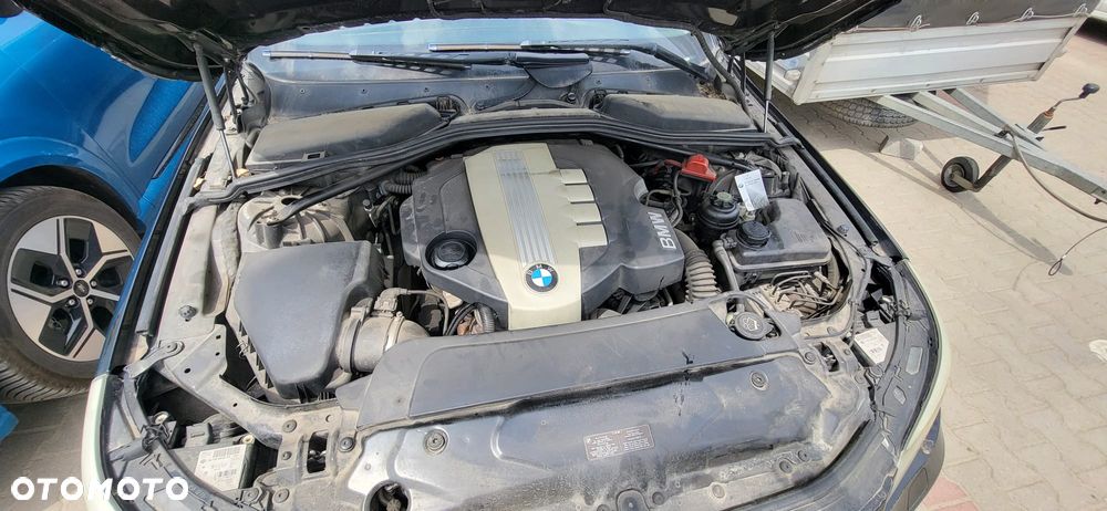 BMW Seria 5 520d - 18