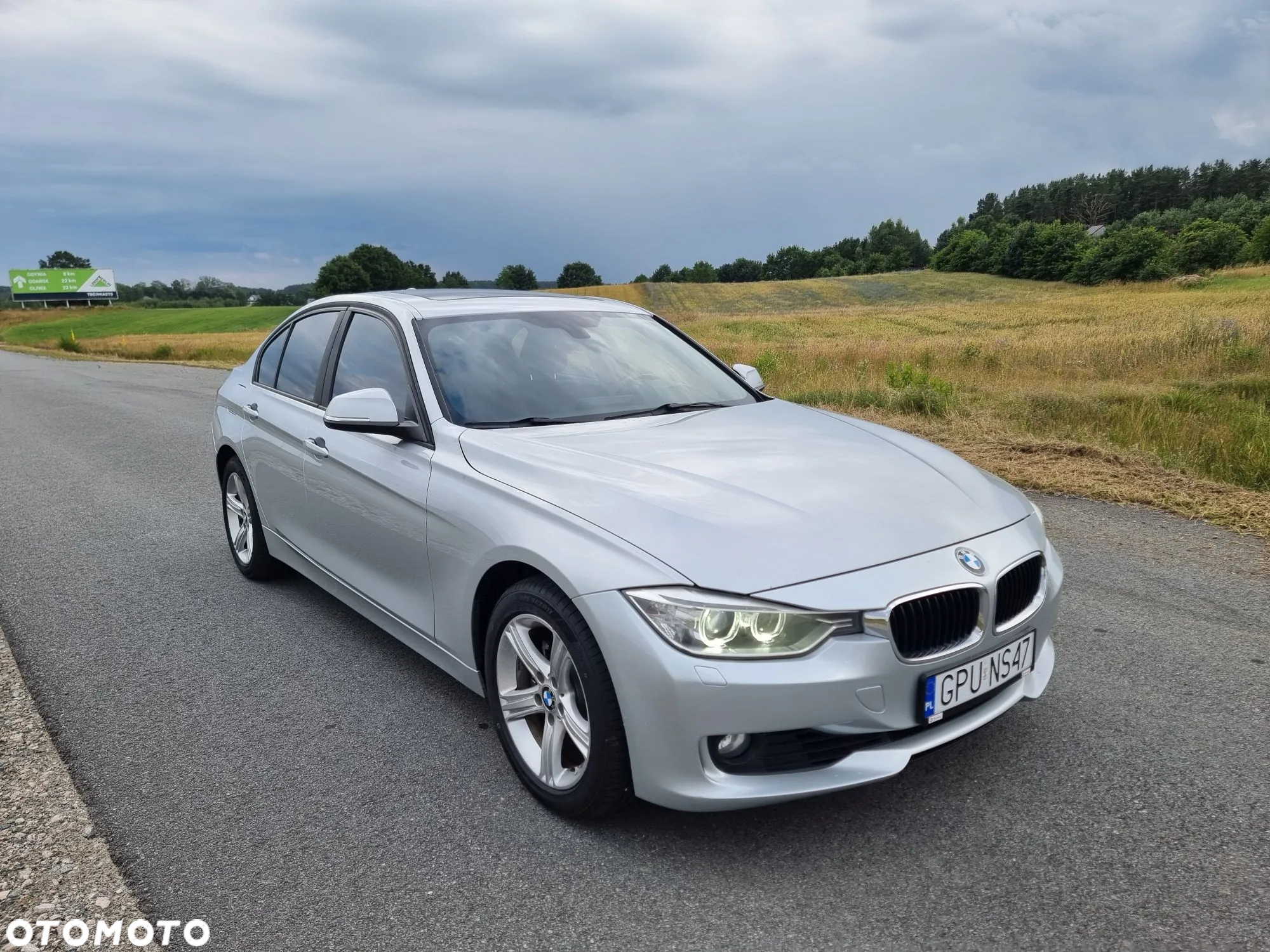 BMW Seria 3 328i xDrive - 16
