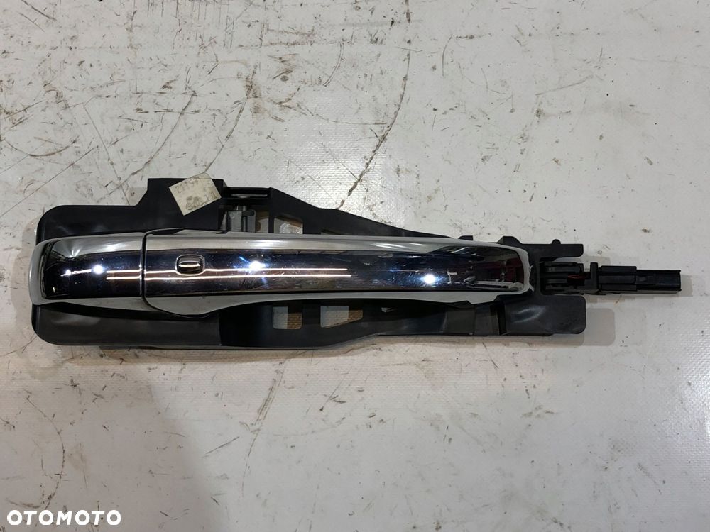 grand cherokee wk2 klamka prawy przód keyless - 1