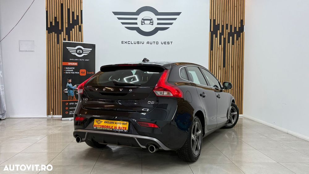 Volvo V40 D2 R Design - 5