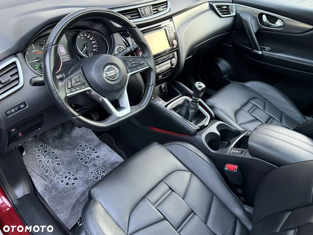 Nissan Qashqai 1.6 DCi Tekna+ - 28