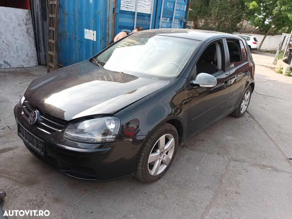 Dezmembrari  VW GOLF 5  2003  > 2009 1.6 FSI Benzina - 1