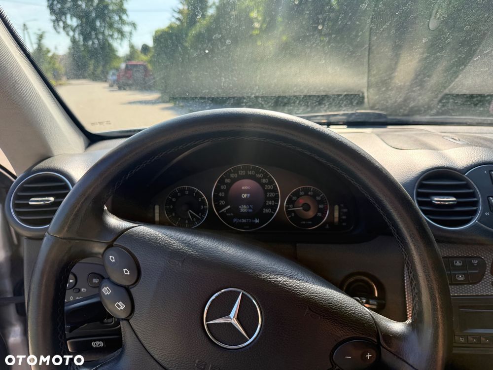 Mercedes-Benz CLK - 26