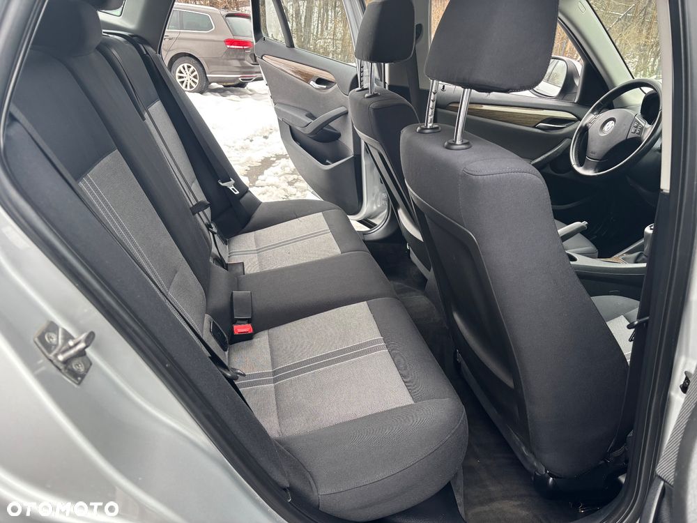 BMW X1 sDrive20d - 17