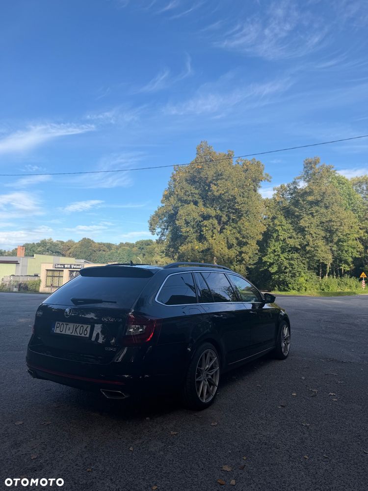 Skoda Octavia 2.0 TDI RS DSG EU6 - 10