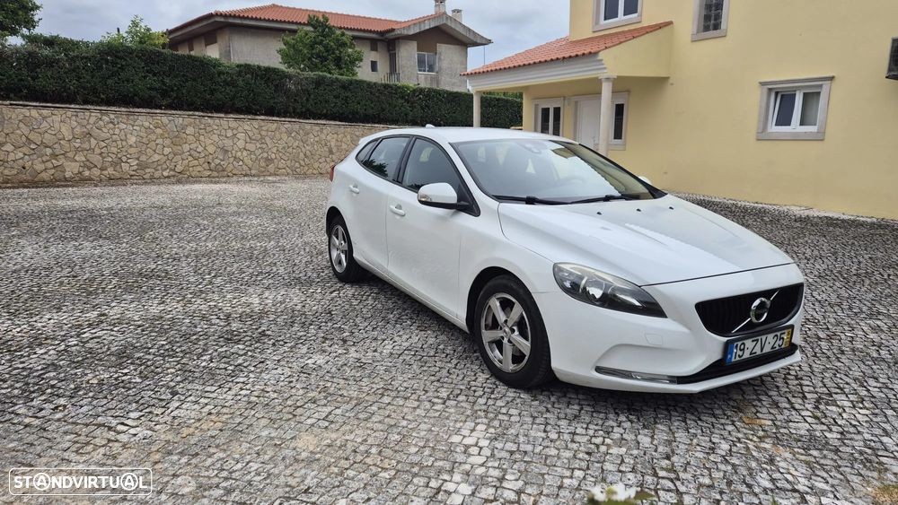 Volvo V40 D2 - 2