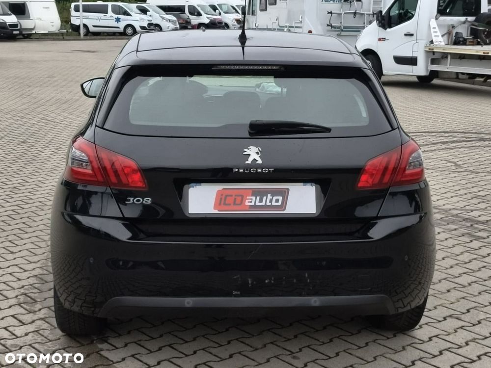 Peugeot 308 - 6