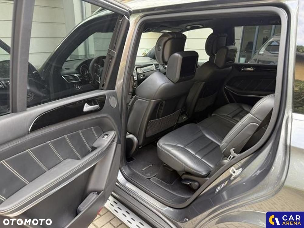 Mercedes-Benz GLS - 15