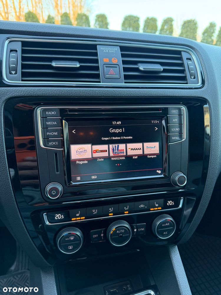 Volkswagen Jetta 1.4 TSI BMT Highline - 15