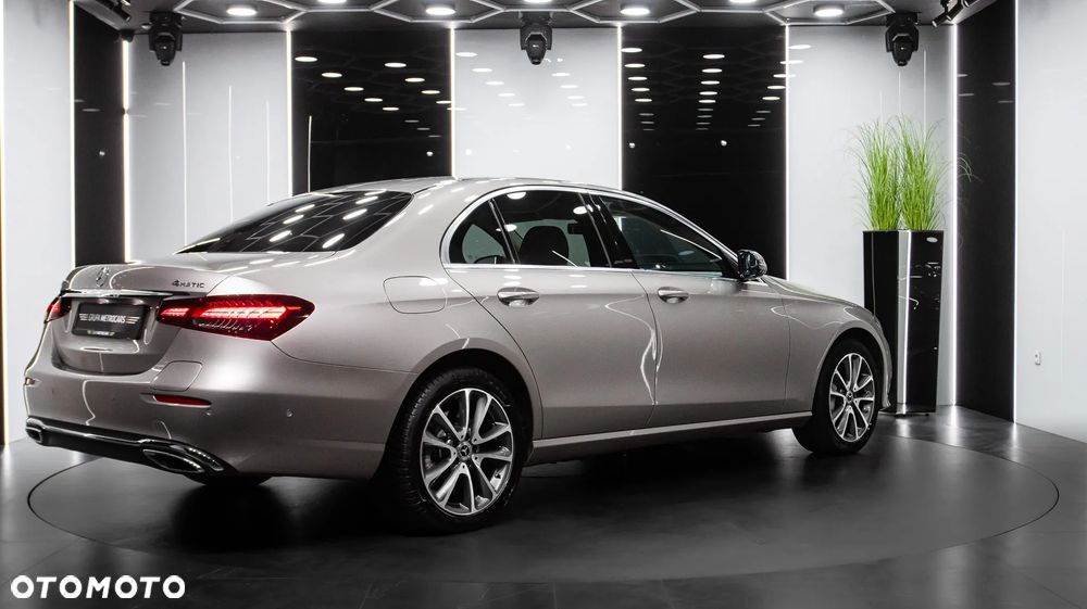 Mercedes-Benz Klasa E 300 de 4-Matic Avantgarde - 7