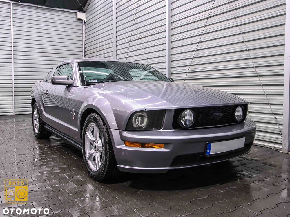 Ford Mustang - 7