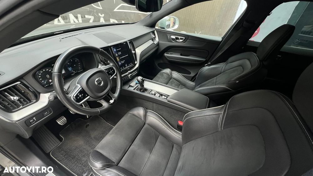 Volvo XC 60 D4 R-Design - 11