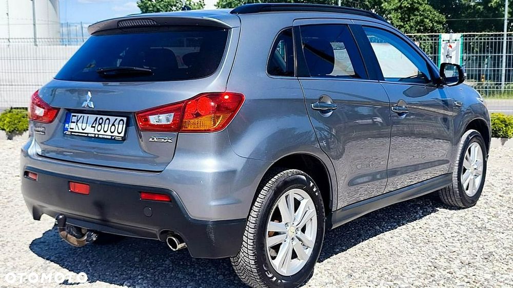 Mitsubishi ASX - 4