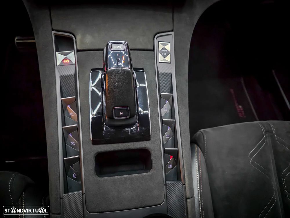 DS DS7 Crossback BlueHDI 130 Aut. Performance Line + - 37