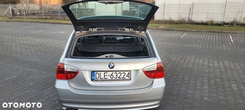 BMW Seria 3 320i Edition Exclusive - 6