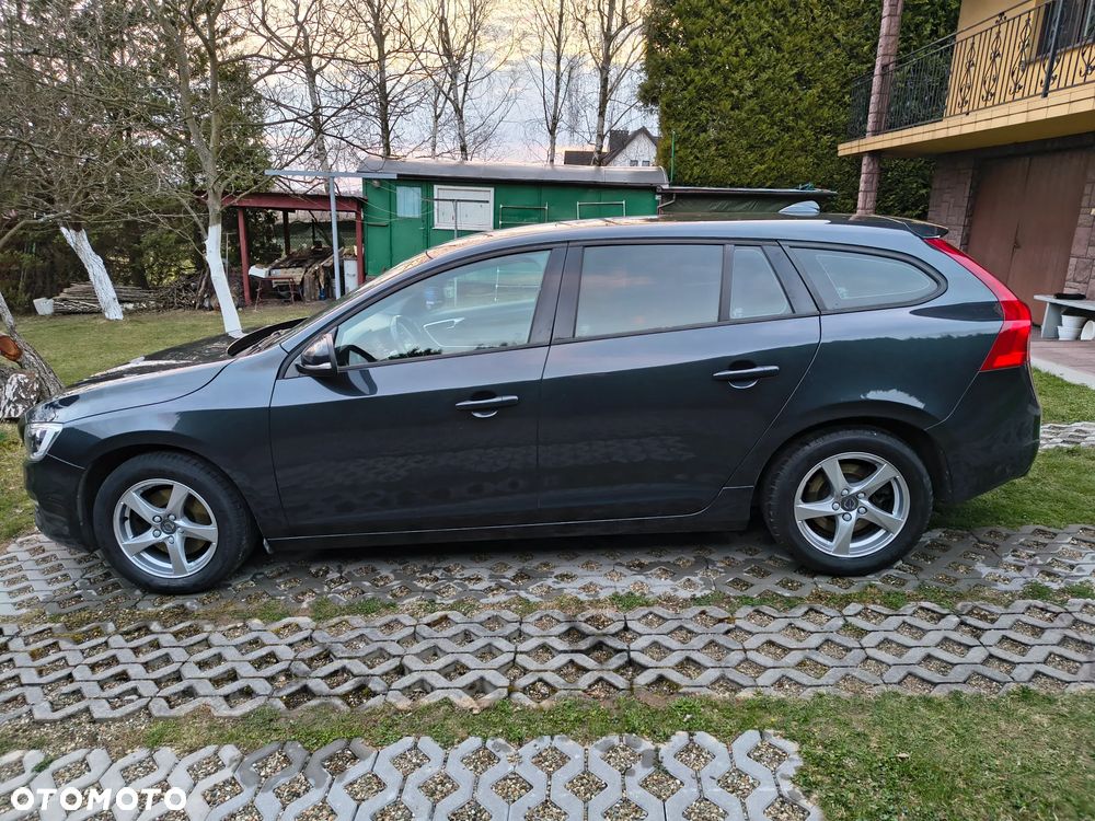 Volvo V60 D3 Geartronic Kinetic - 8