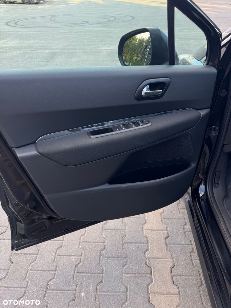 Peugeot 3008 - 15