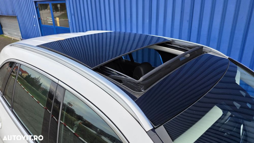 Mercedes-Benz GLC 220 d 4MATIC 9G-TRONIC - 35