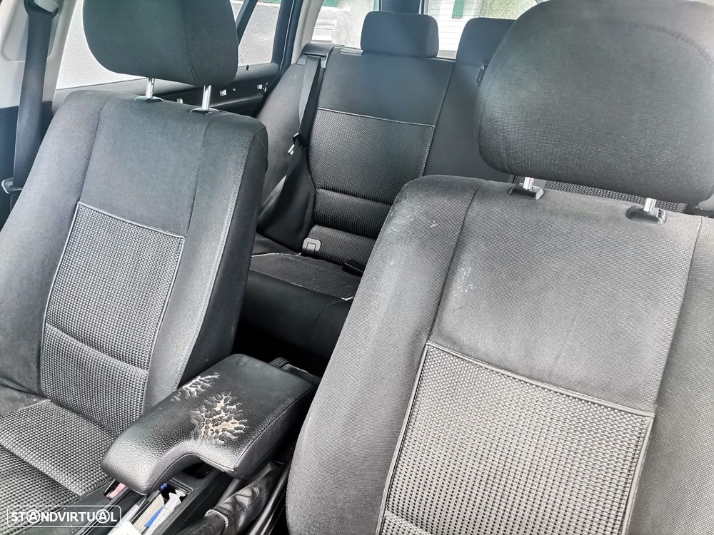 BMW 320 d Touring - 4