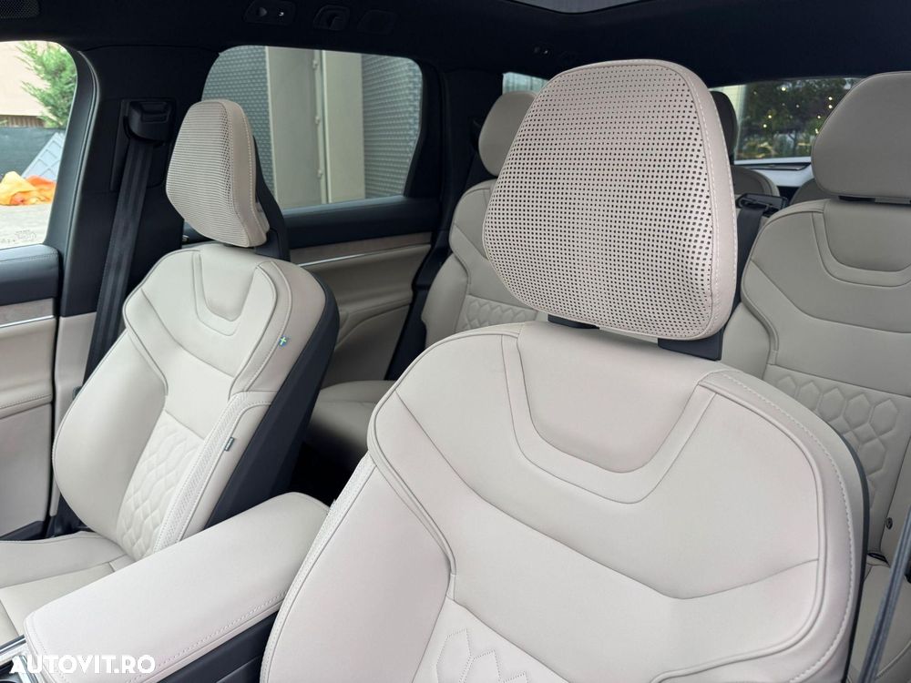 Volvo EX90 - 20