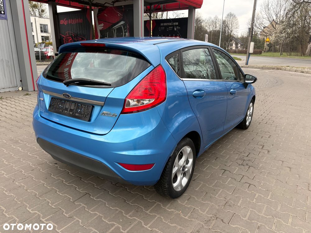 Ford Fiesta 1.6 TDCi Individual - 3