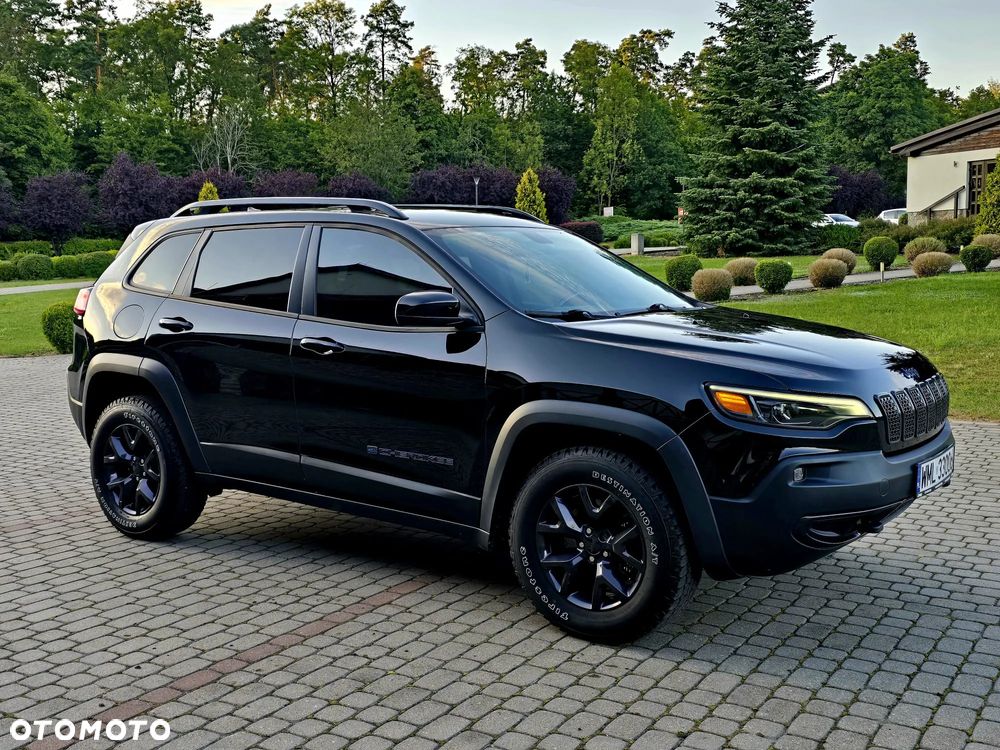 Jeep Cherokee - 12
