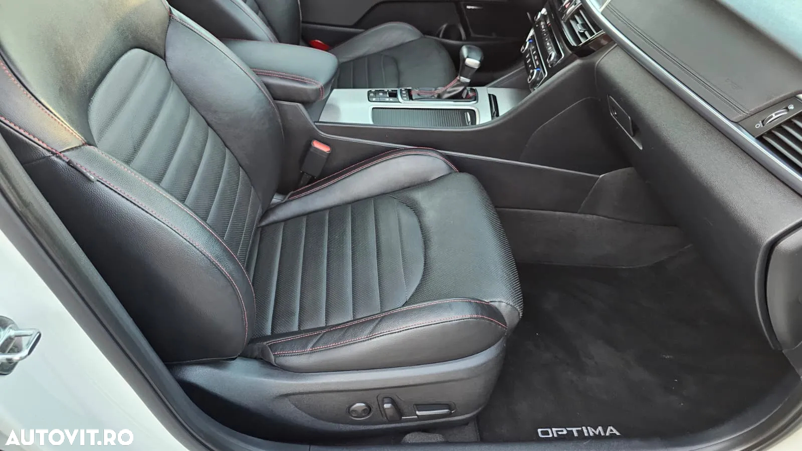 Kia Optima Sportswagon 1.7 CRDI DCT GT Line - 31