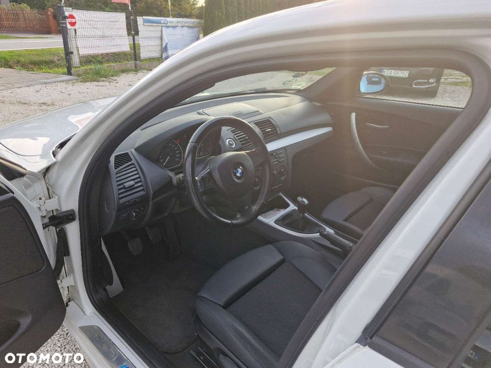 BMW Seria 1 116i - 15
