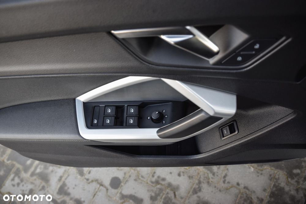 Audi Q3 35 TFSI S tronic - 21