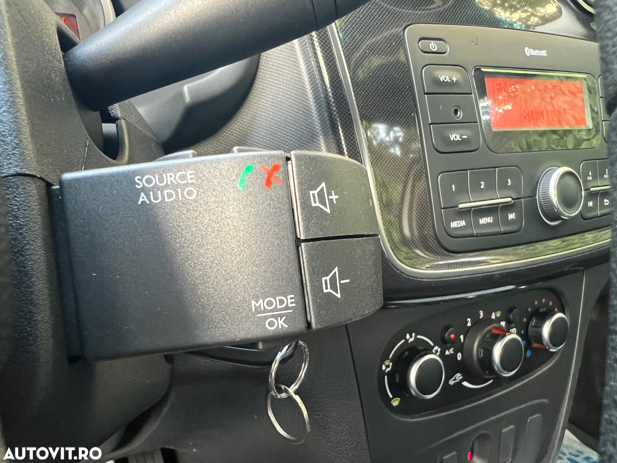 Dacia Logan 1.0 SCe Ambiance - 18