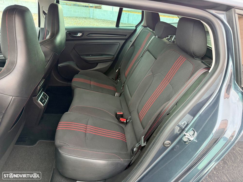 Renault Mégane Sport Tourer 1.5 Blue dCi R.S. Line - 15