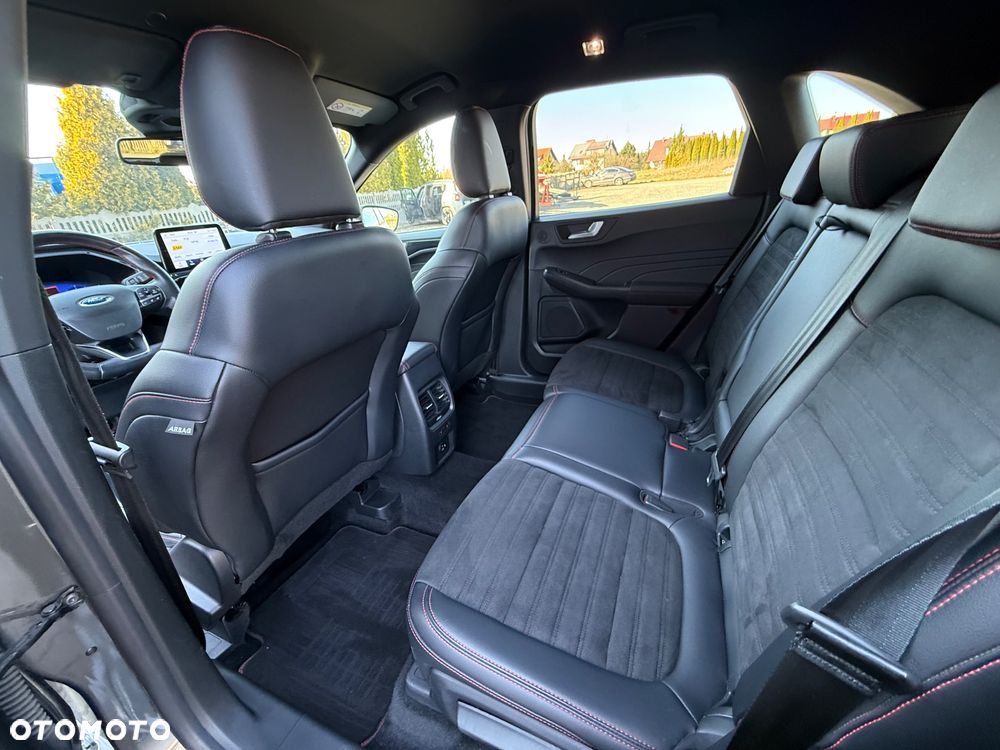 Ford Kuga 2.0 EcoBlue Hybrid ST-LINE X - 29