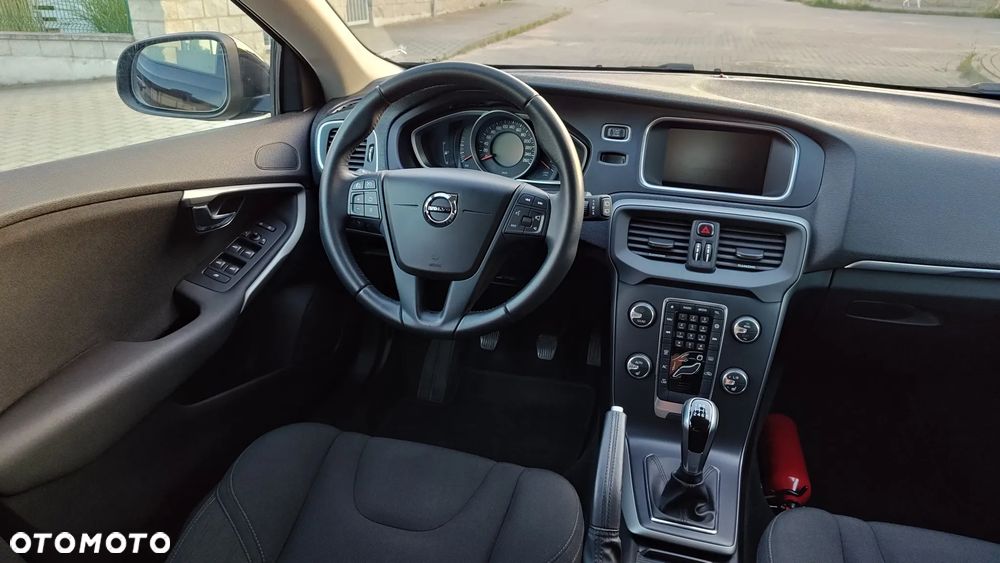 Volvo V40 - 15