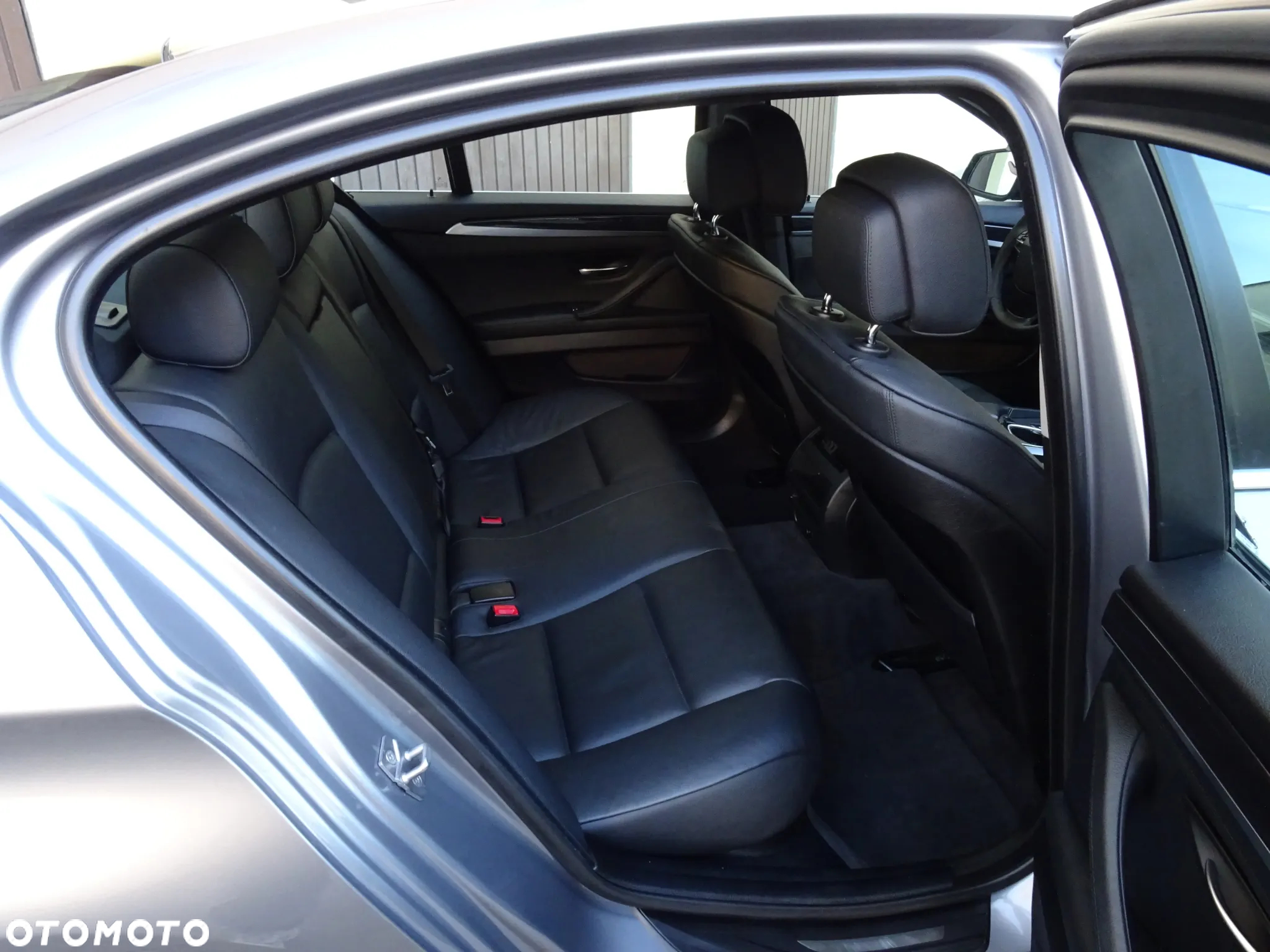 BMW Seria 5 520d - 8