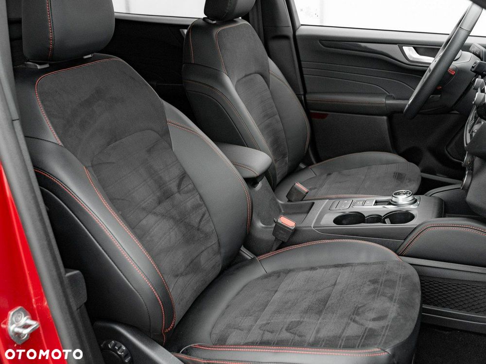 Ford Kuga 2.5 FHEV FWD ST-Line X - 28