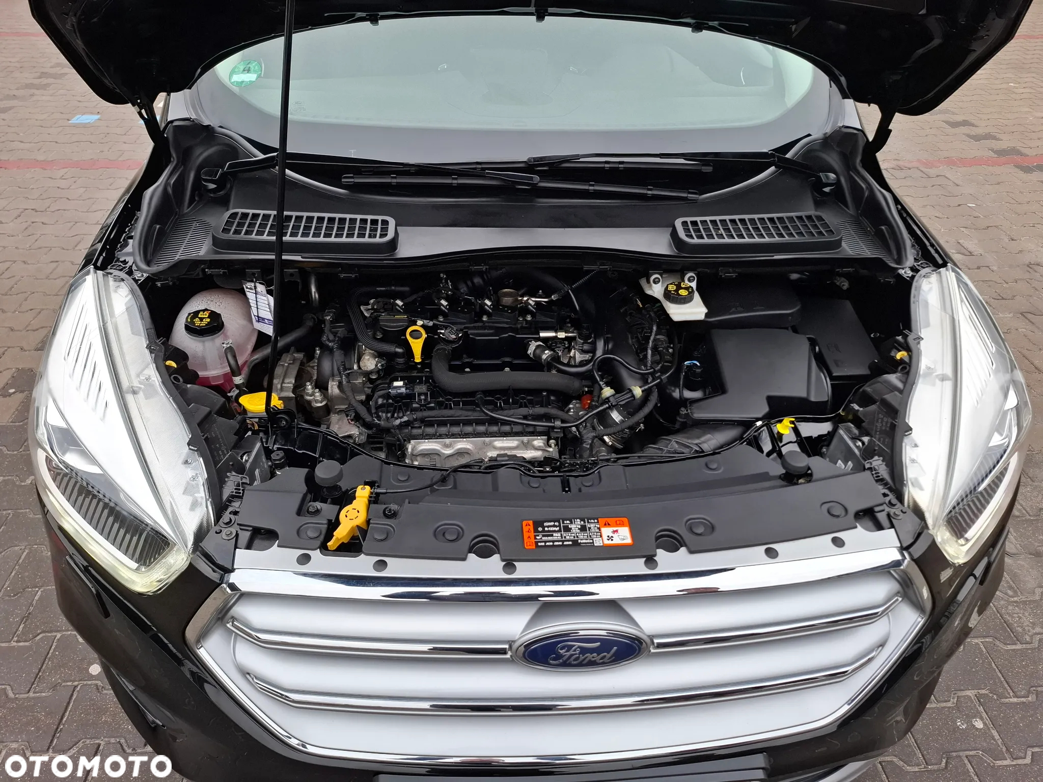 Ford Kuga - 32
